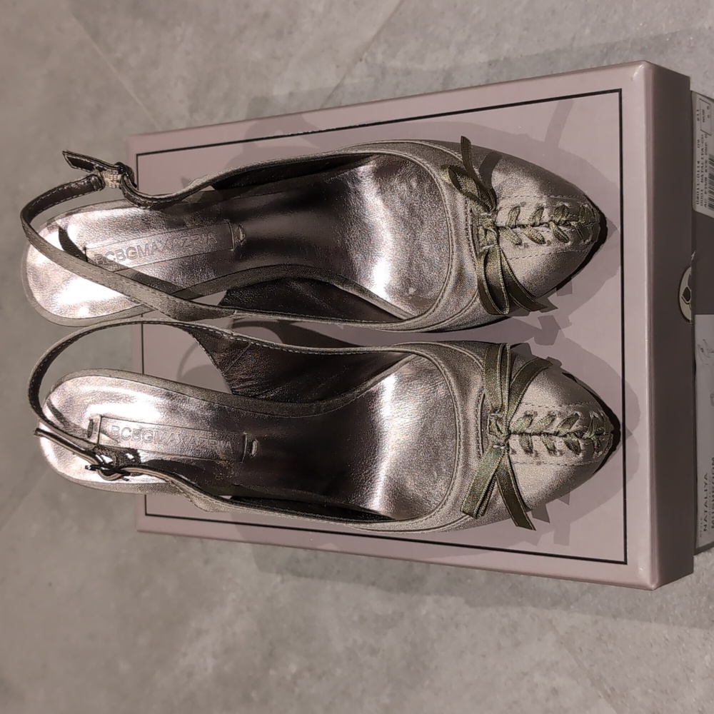 BCBG heels